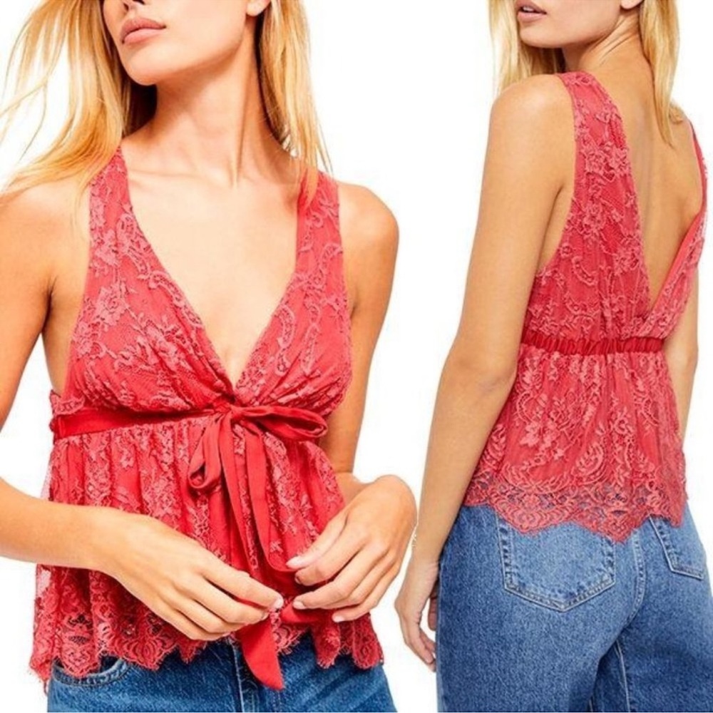 NWT FREE PEOPLE French Kiss Chante Lace Feminine Tank Sz M